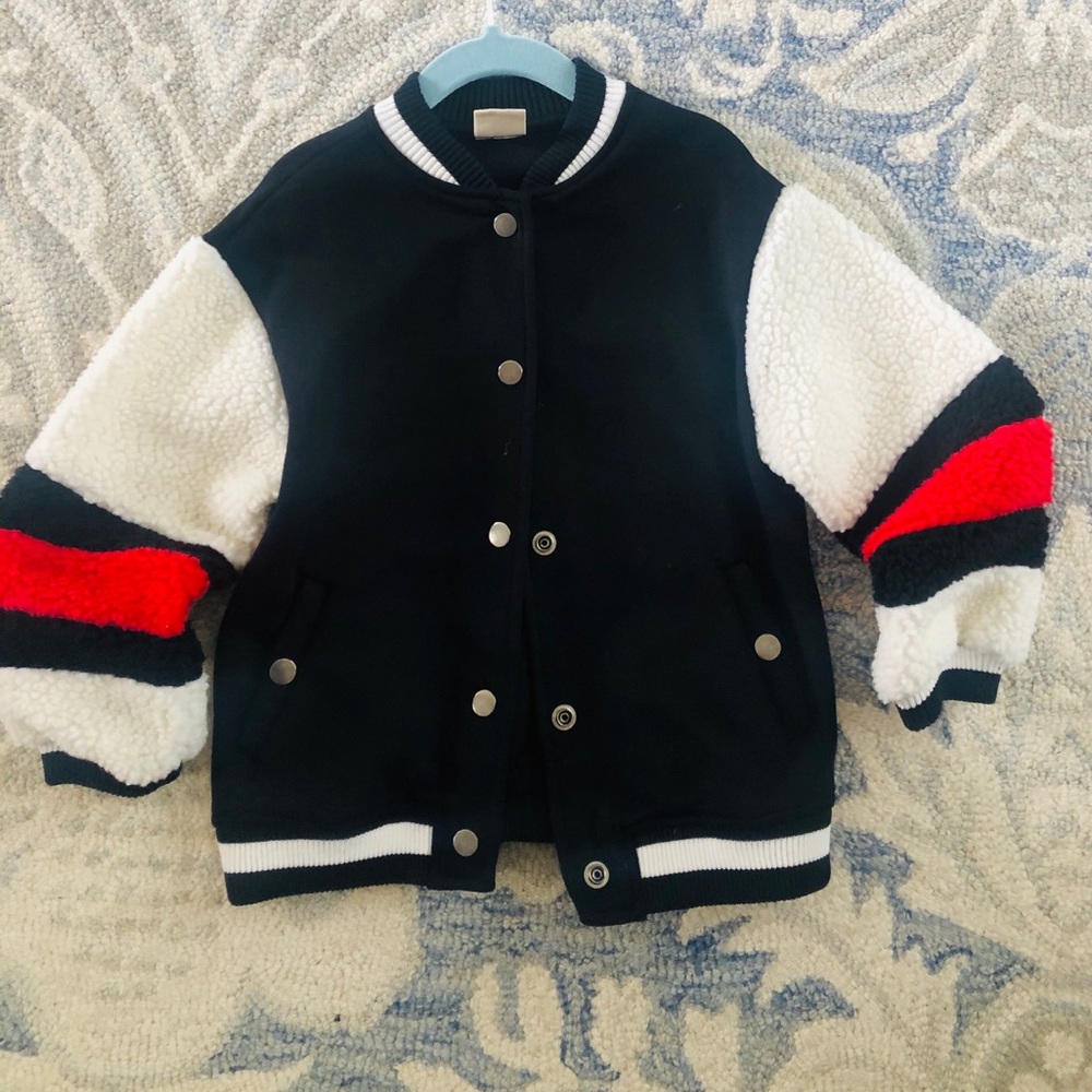 Zara jacket coat girls size 6 black red white